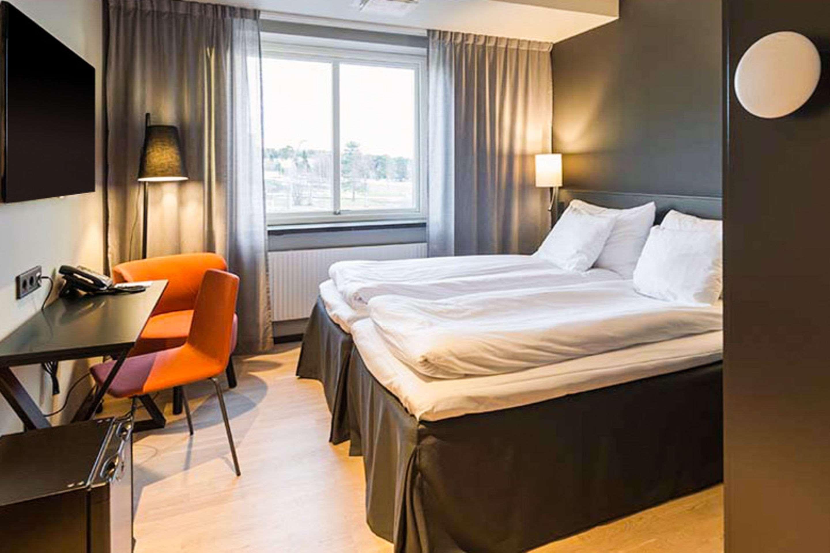Froesoe Park Hotel Östersund Buitenkant foto